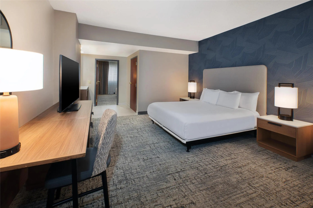 Embassy Suites by Hilton Franklin Cool Spring