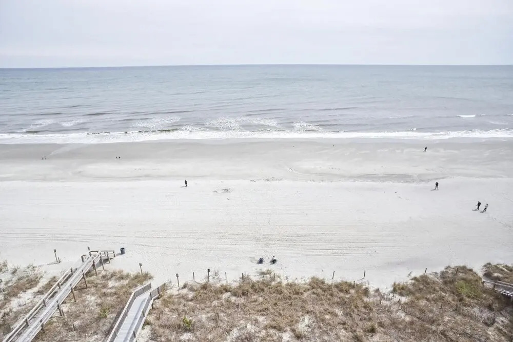 Crescent Shores N 901 4 Bedroom Condo by RedAwning, North Myrtle Beach