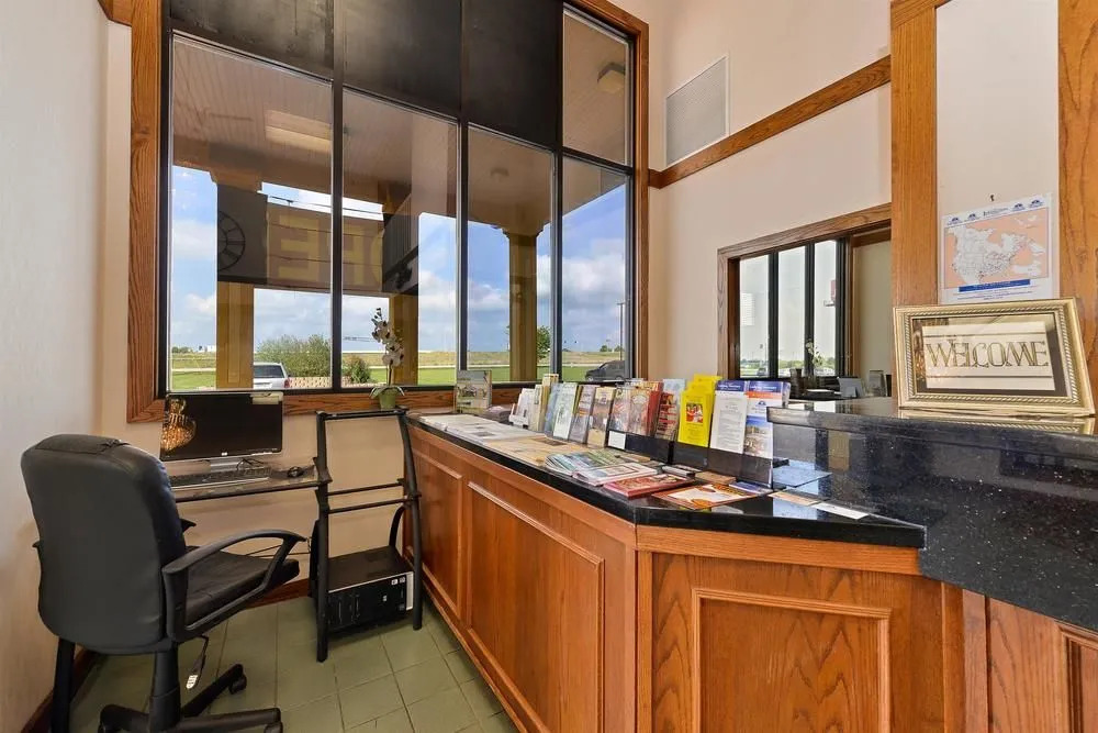 Americas Best Value Inn & Suites