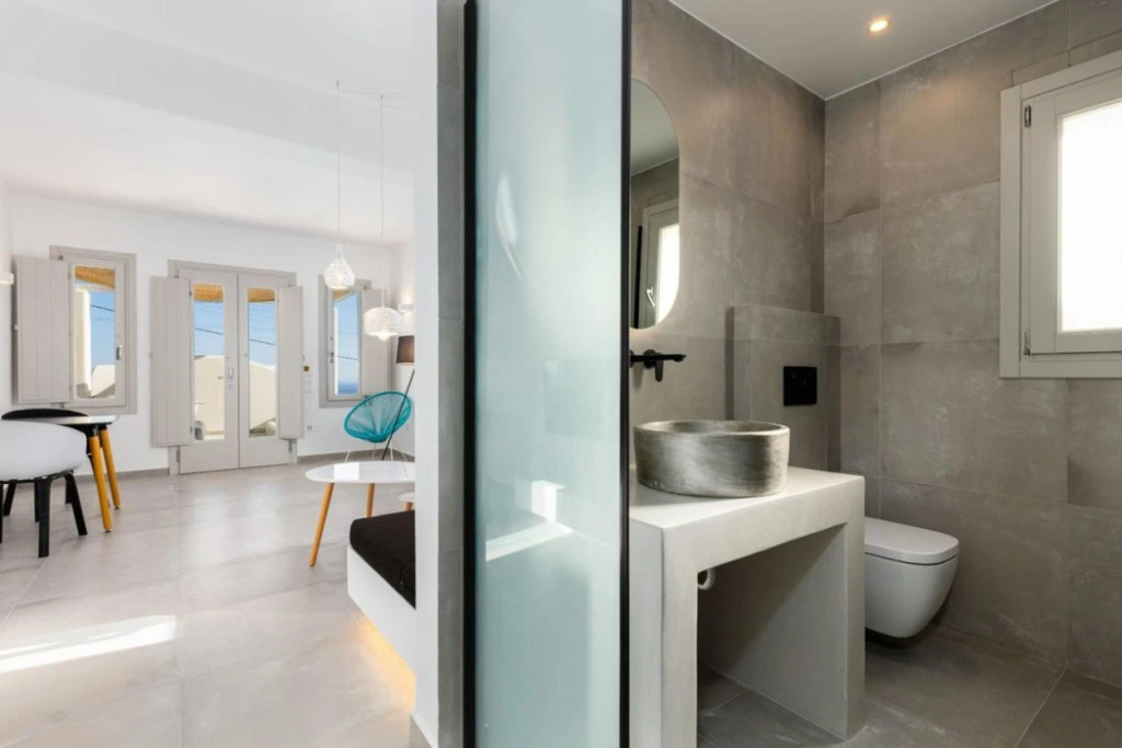 SERAPIAS SUITES