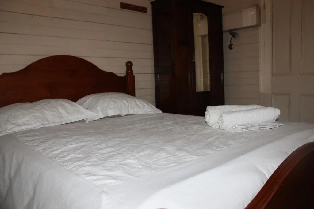 Carlon's Hotel