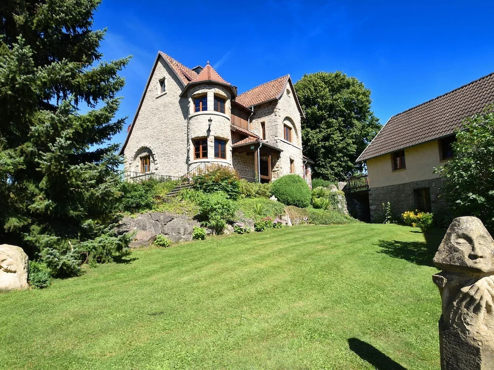 WunderVilla in Hessen in Waldnähe