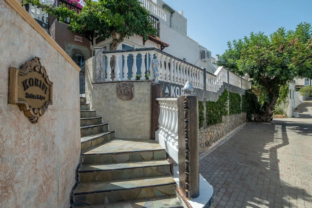 Magnificent View nice double room with shared pool and Ac