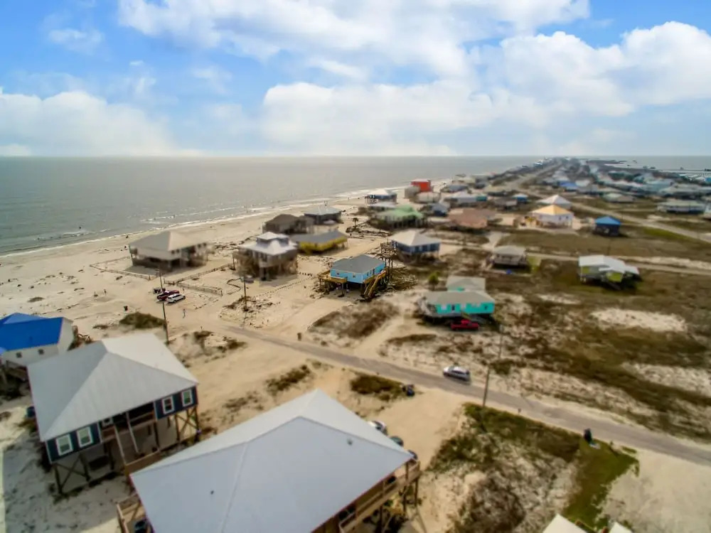 Sandbar - Spacious And Sunny - The Rooftop Crows Nest Offers Unsurpassed Island Views! 3 Bedroom Home by RedAwning