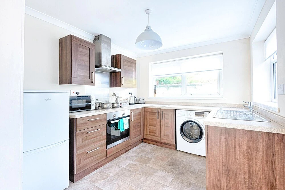 Swansea Essex Spacious