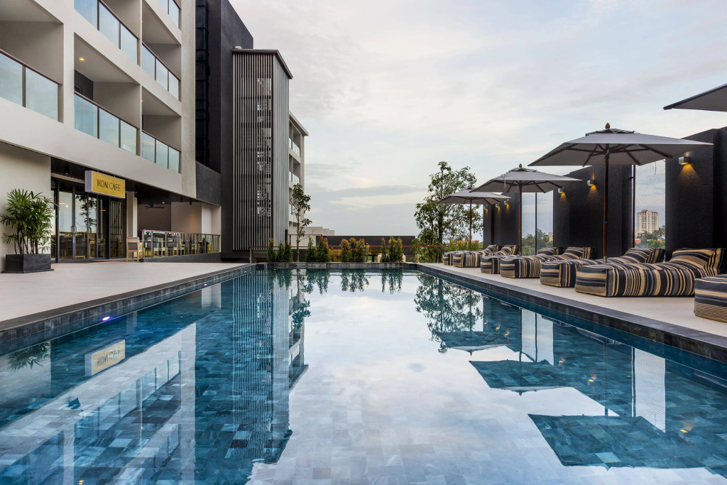 Hotel IKON Phuket - SHA Extra Plus