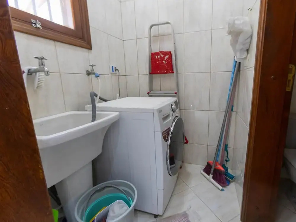 Casa em Condom nio com Piscina Wi-fi e Garagem