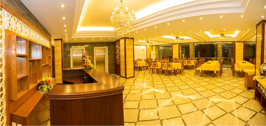 79 Luxury Halong
