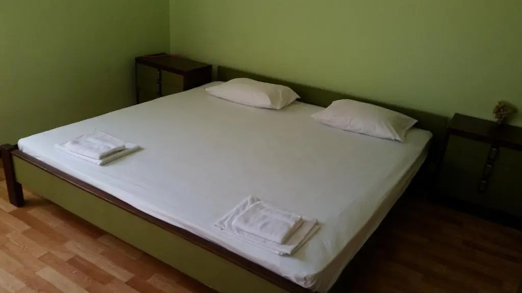 Apartments and Rooms Mirjana