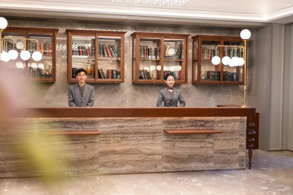 Отель Beijing Chaoyang Panjiayuan Mercure