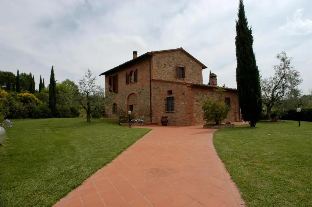 Podere Fignano, holiday home - apartments renovated 2024 - new swimming pool