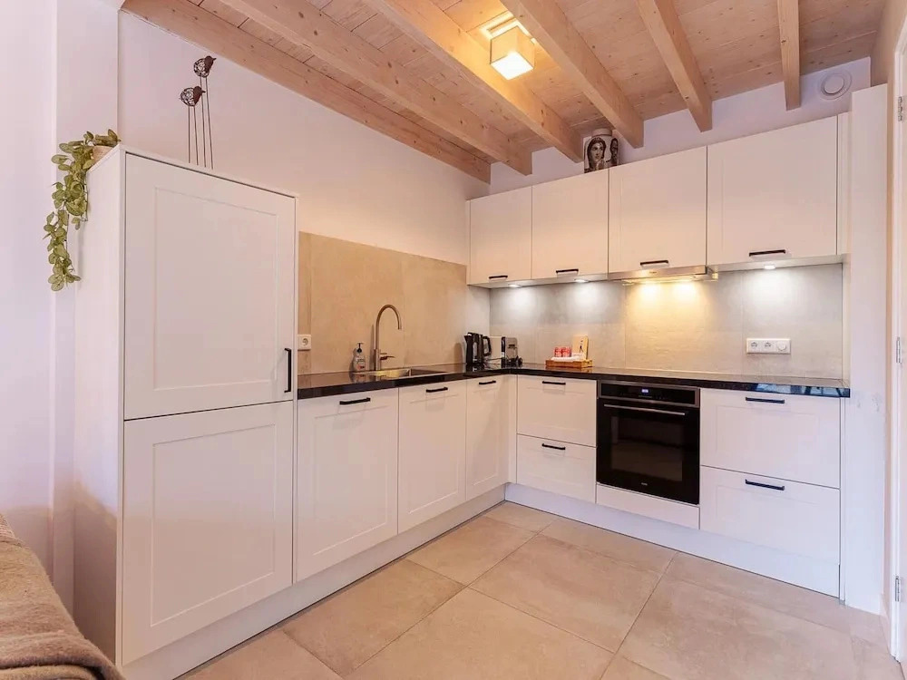 Modern Holiday Home in Vrouwenpolder