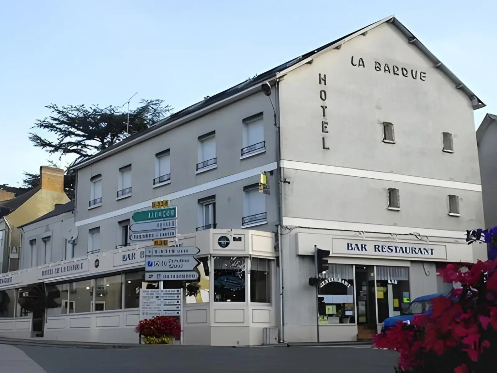 Logis Hôtel & Restaurant de la Barque