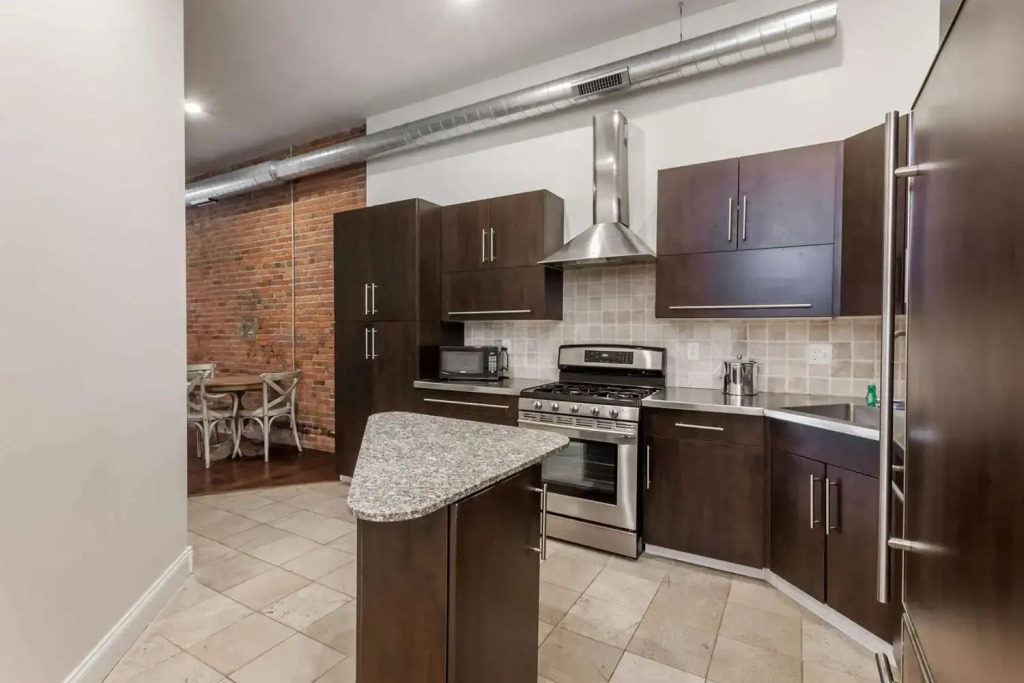 Lofts on Pearl
