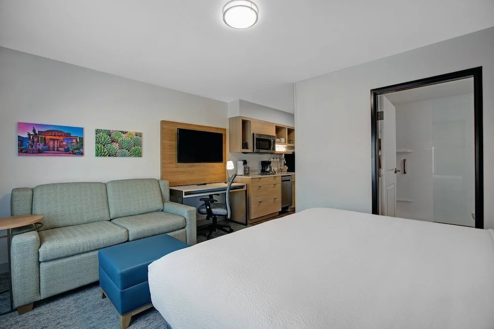 TownePlace Suites Phoenix Glendale Sports & Entertainment District