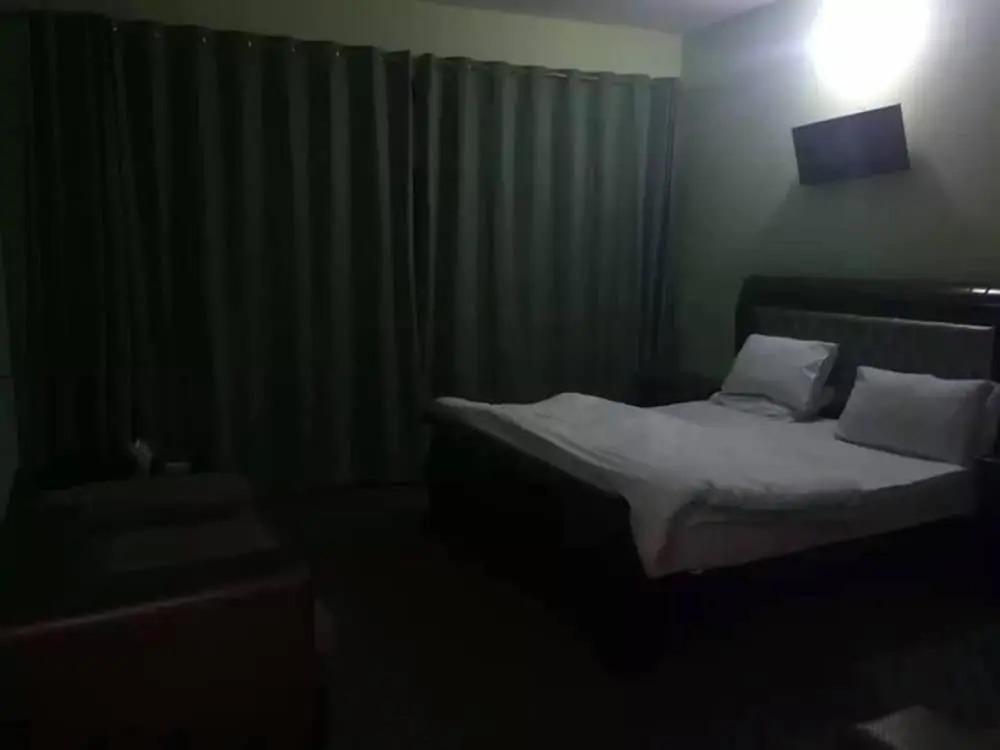 Flora Inn Hotel Naran