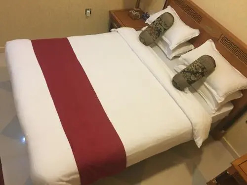 Safari Hotel