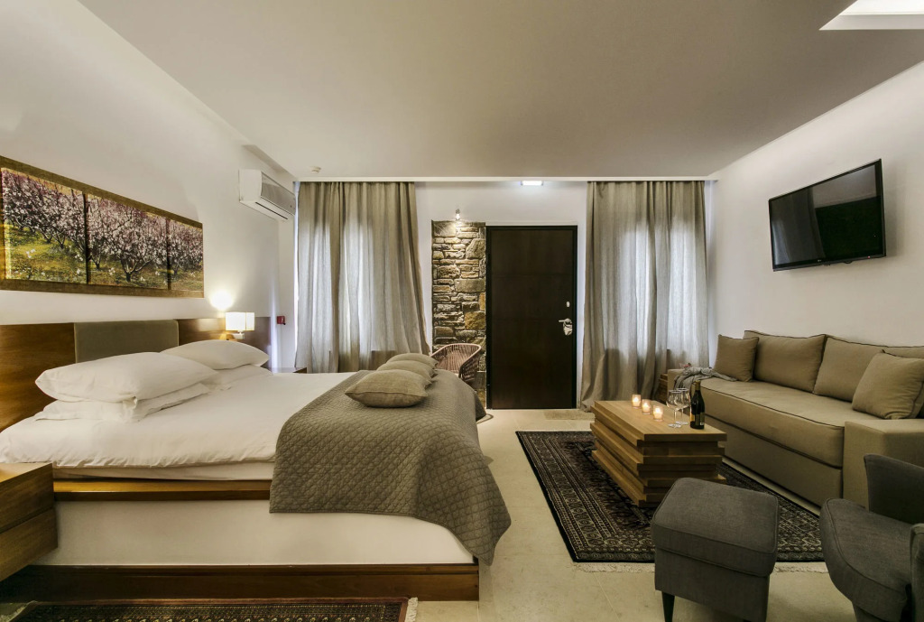 12 Months Resort & Spa