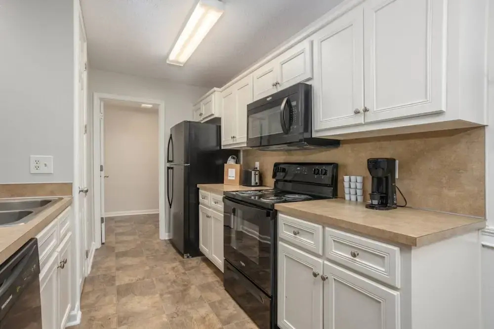 Near Rivercenter Ft Benning 1BR w Parking