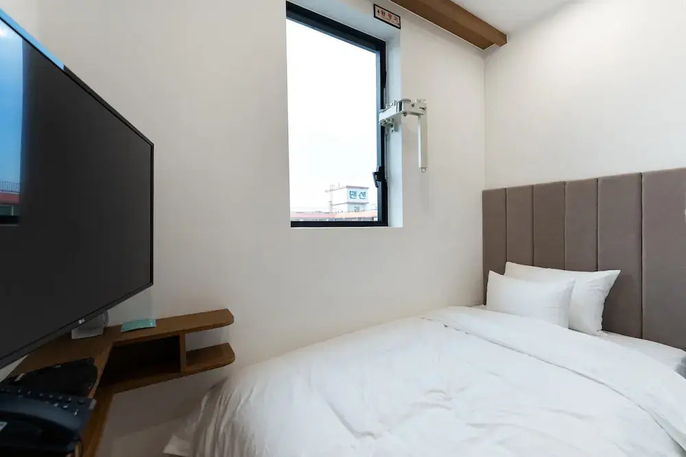 Shilla Legacy Hotel