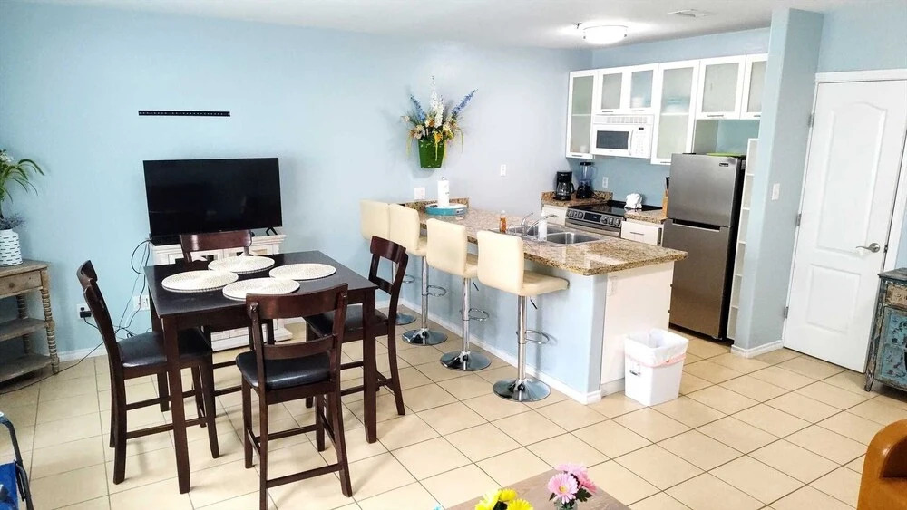 Star Beachside 107 3 Bedroom Condo by RedAwning