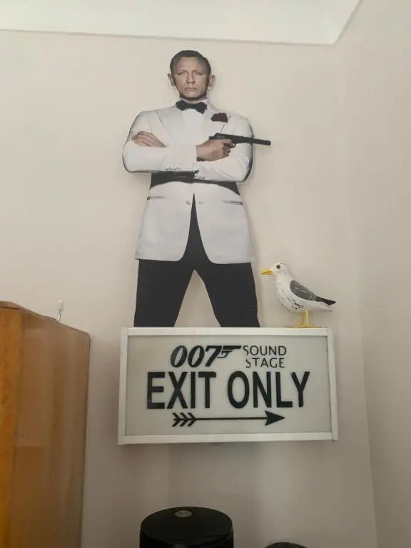 Southsea Royale Studio, James Bond, Parking, Seafront
