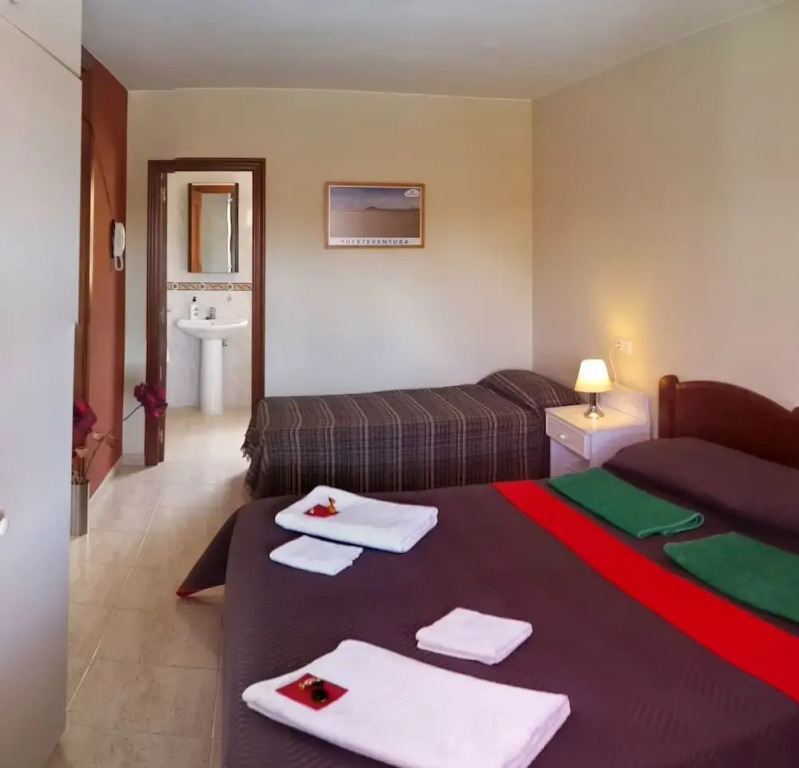 Romantic Sunny Apartment