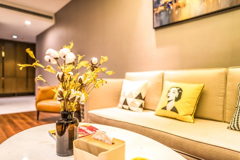 Suzhou Artrip Holiday Hotel