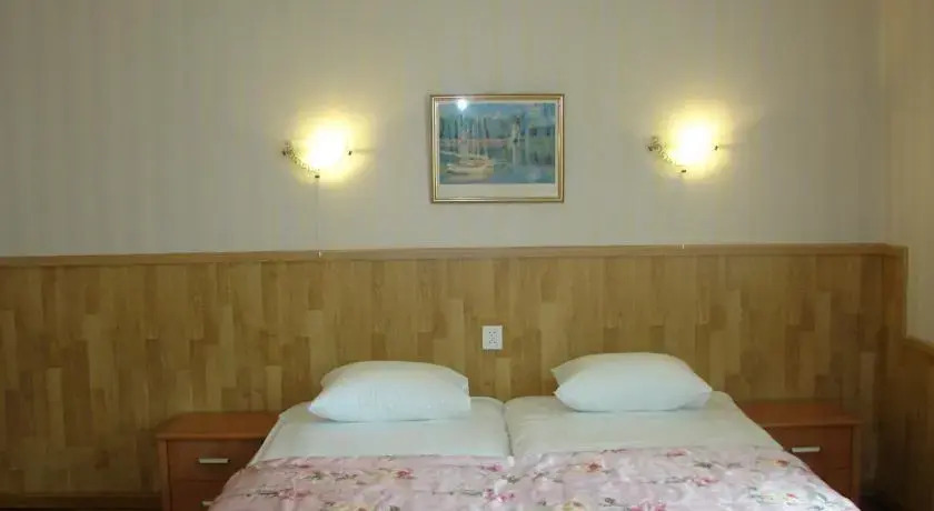 Ringi Apartments