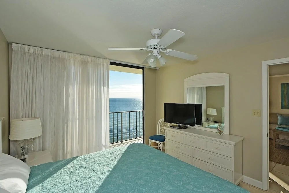 One Seagrove Place Unit 1203 2 Bedroom Condo by Redawning