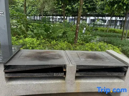 Spacious 3BR,9pax,MRT@M Vertica