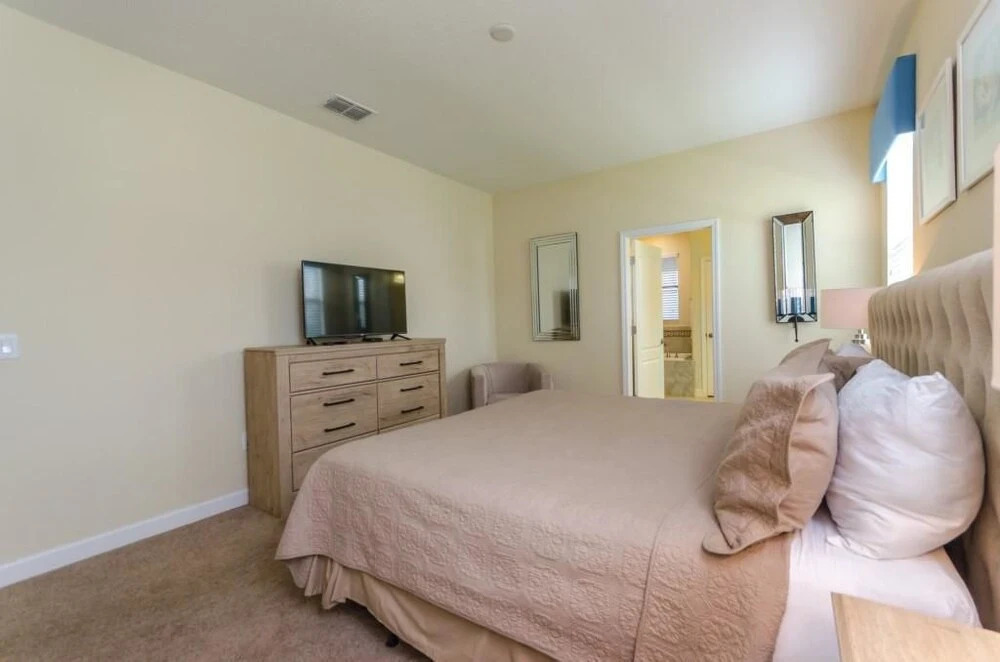9 Bedroom 5 Bathroom in Champions Gate