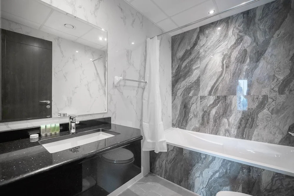 Luton Vacation Homes-Elite Business Bay