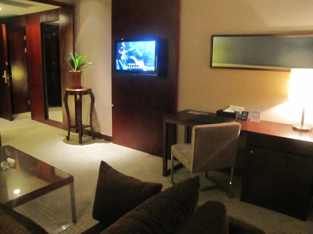 Junyi Dynasty Hotel