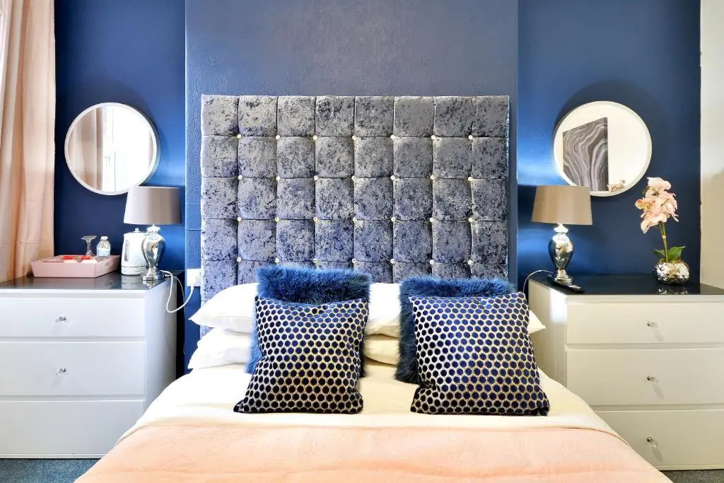 Rooms at 153 ROOM ONLY