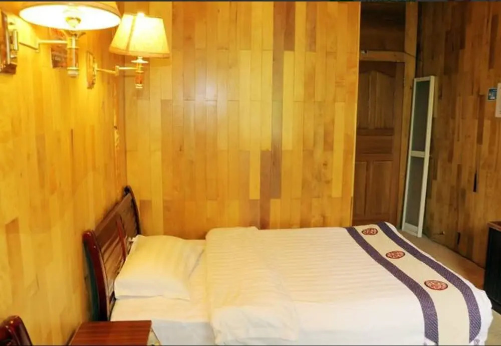 The Pearl Inn