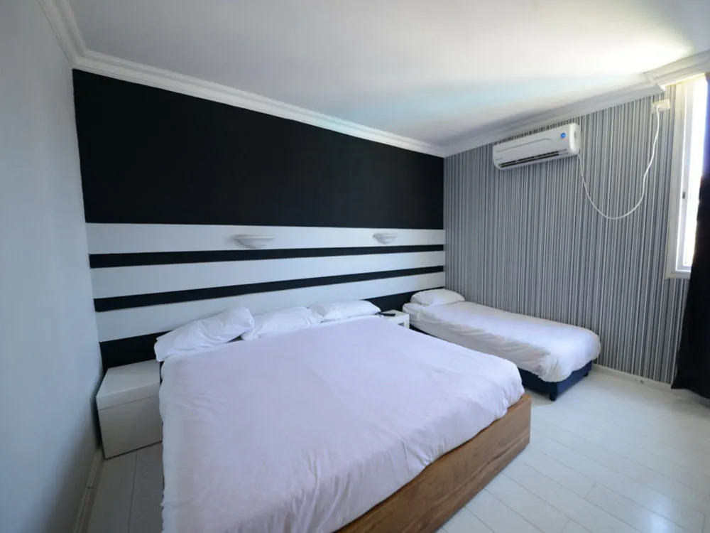 Be Center Hotel