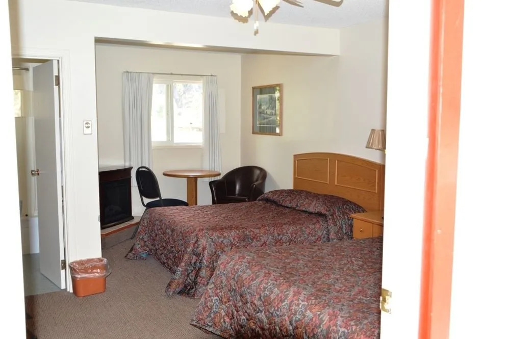 Rivermount Motel