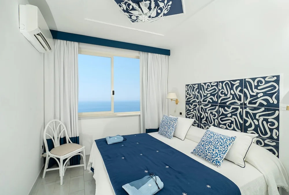 Panoramic Villa Begonia Positano