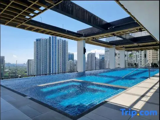 Cozy 1 Studio - The Residences BGC Taguig