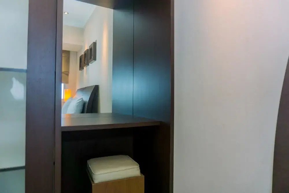 Modern Look And Comfy Studio Great Western Resort Apartment