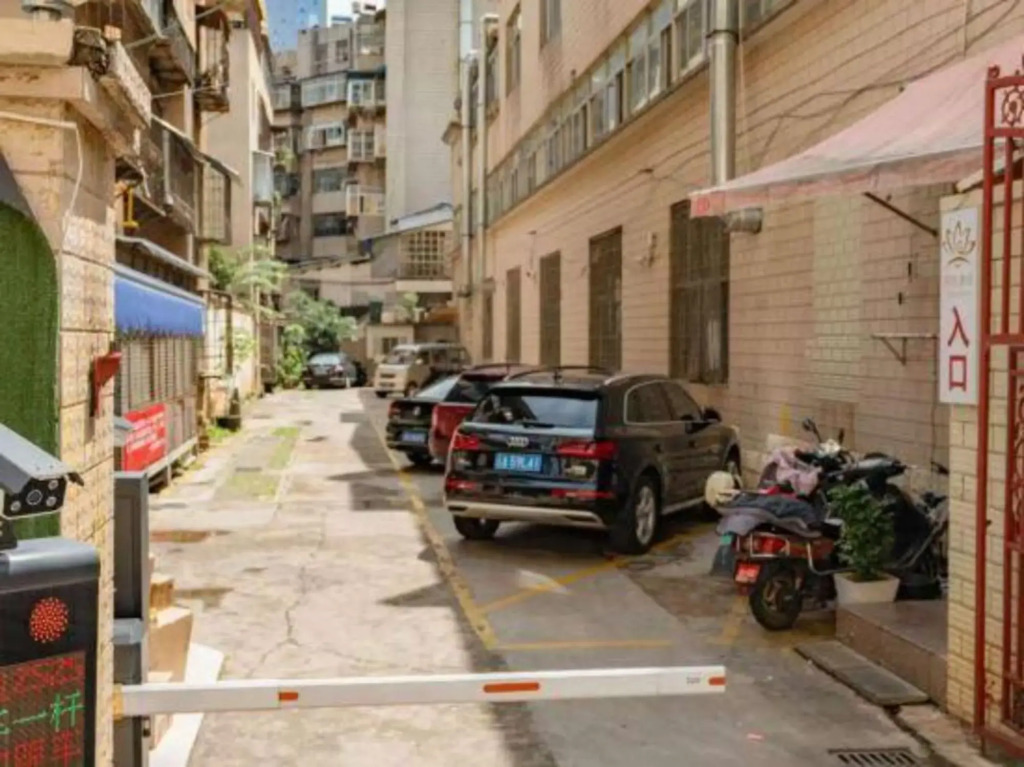 Heyun Hotel