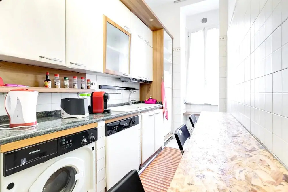 Apartment With 2 Bedrooms In Roma With Furnished Balcony And Wifi 130 Km From The Slopes