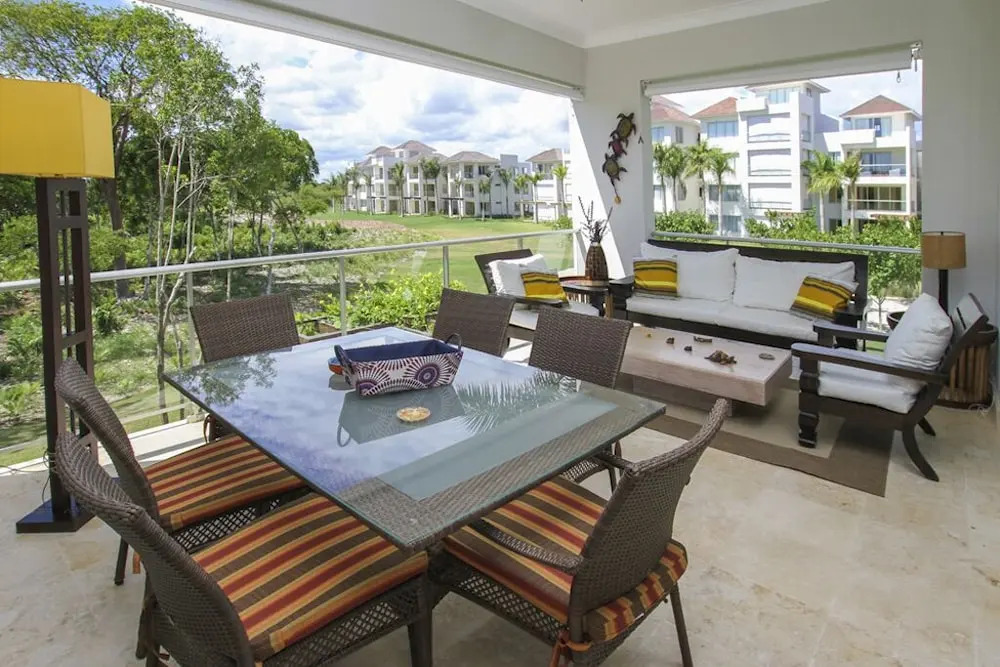 Fully Equipped Apartment Overlooking Golf Course at Luxury Beach Resort
