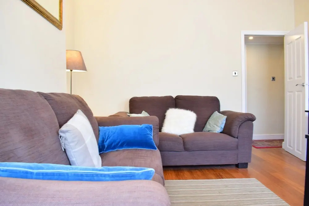 Kensington 2 Bedroom Flat