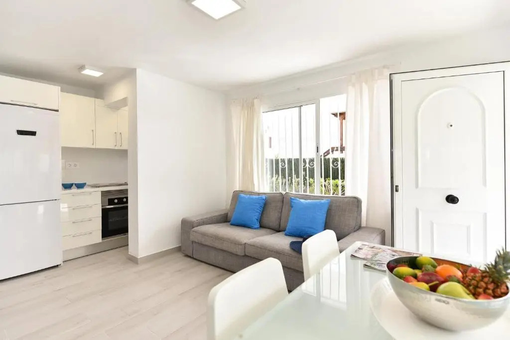 Beach House with private pool in San Agustín ET2 by VillaGranCanaria