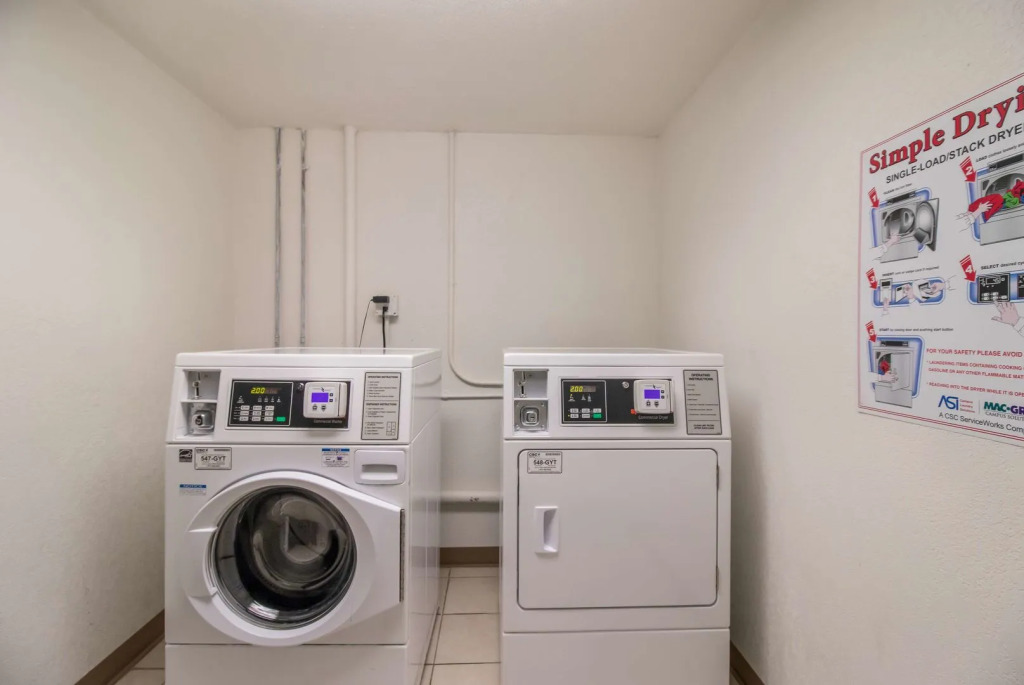 Motel 6-Fargo, ND - West Acres - North Fargo