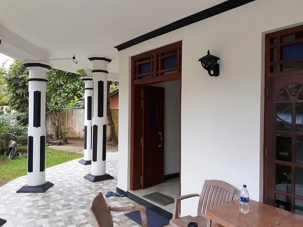 Privet Villa Lion Place in Waligama has 10 Beds Rooms With one Family Rooms