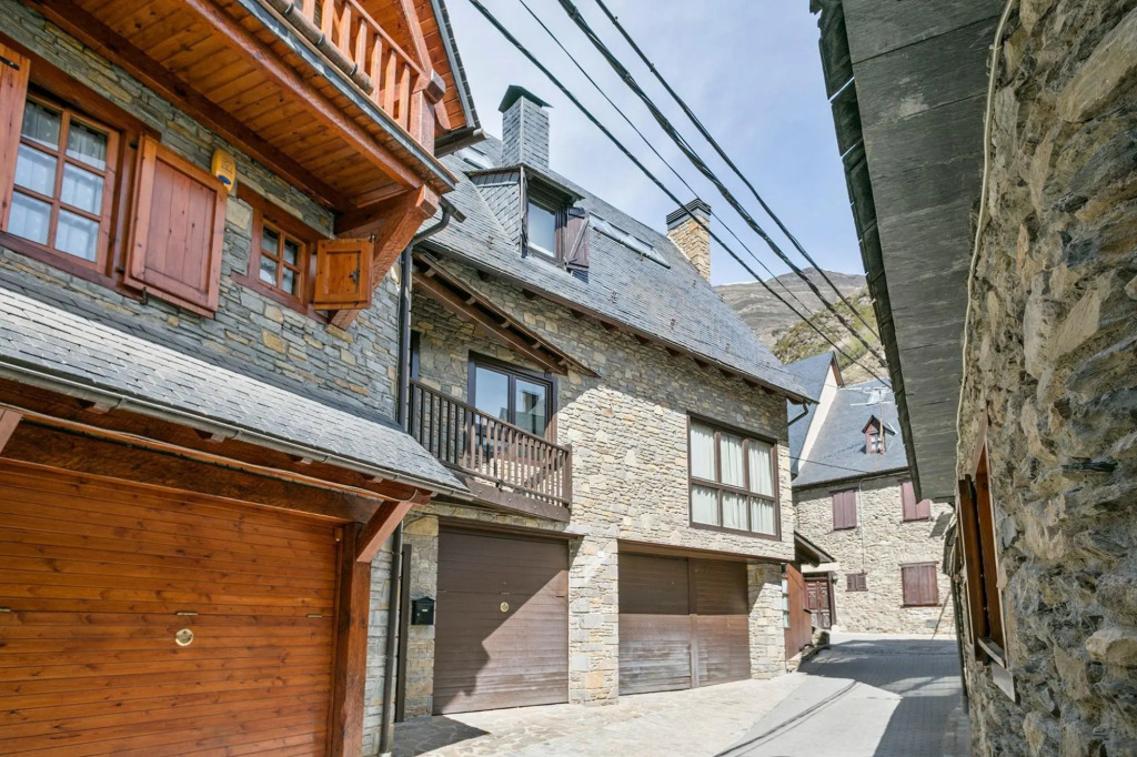 Luderna - Casa Sacauva