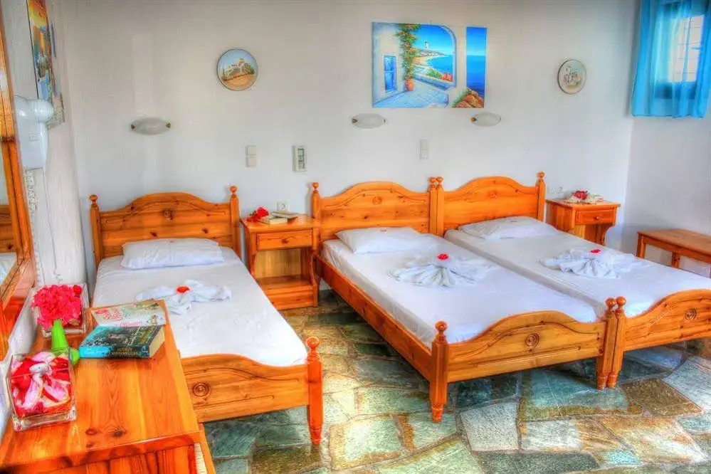Eleni Rooms